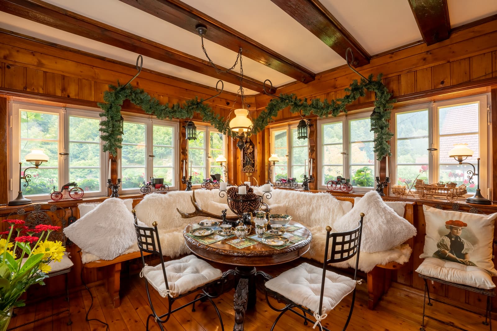 Historische Festhalle im Schwarzwaldhaus – Gemeinschaftsräume mit Charme